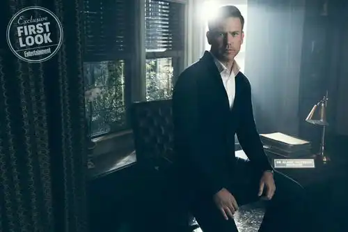 吸血鬼日记和初代吸血鬼衍生剧吸血鬼遗产首曝宣传照