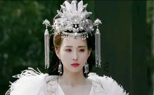 张钧甯真的要红了缉毒剧搭档任嘉伦豪华阵容你不追追看
