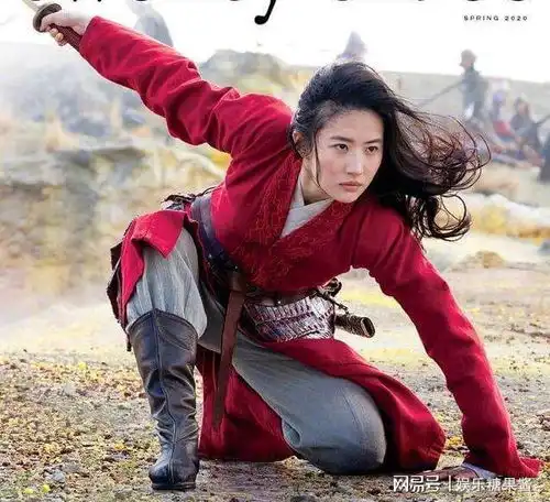 花木兰女主替身曝光,穿红装身形妖娆,颜值爆表不输刘亦菲

