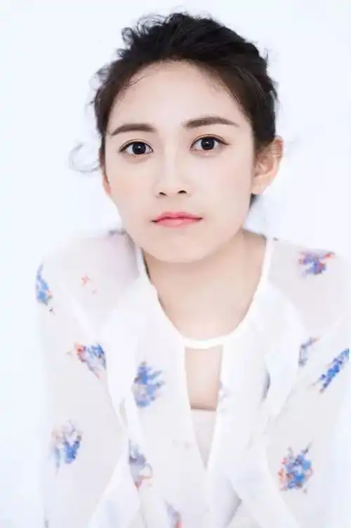 陈钰琪倚天屠龙记剧照香