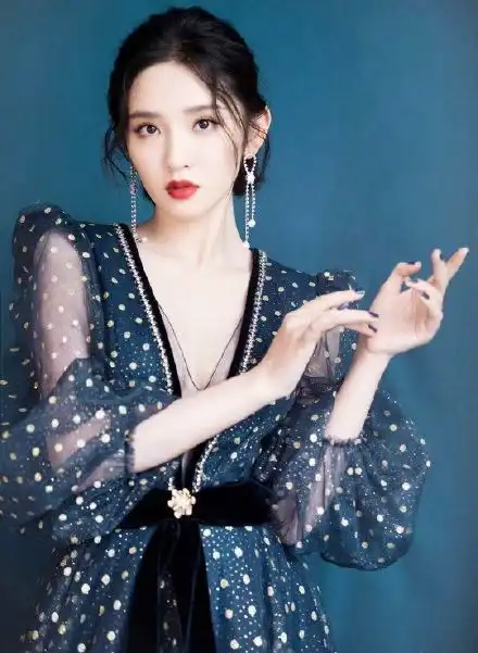 小敏家演员向涵之颜值爆表,长相比唐艺昕更清纯,该剧演员绝了
