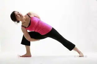 瘦腹排毒事半功倍瑜伽5招式