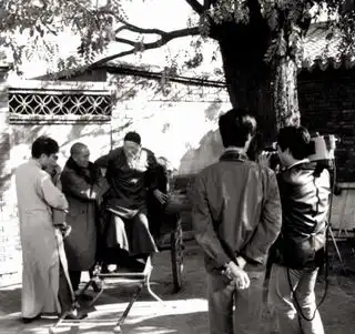 北视艺术中心作品四世同堂30
