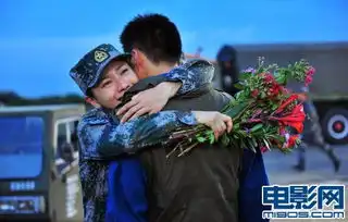 歼十出击曝新剧照黄奕英姿飒爽李光洁气场足

