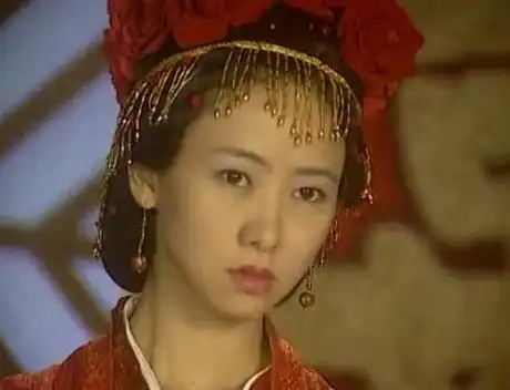 春光灿烂猪八戒过去20年,有人成30亿票房导演,有人落魄卖艺
