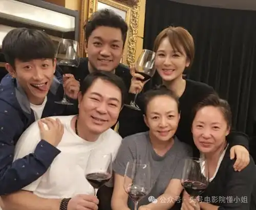 高亚麟被曝出轨,两个女方都不简单男方去年满脸黑点,自曝患病