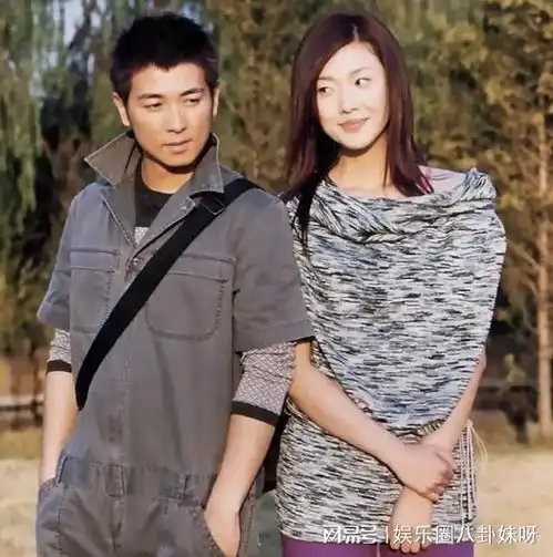 何珈好逼婚保剑锋,为他裸捐事业生一子,公婆感恩幸福美满
