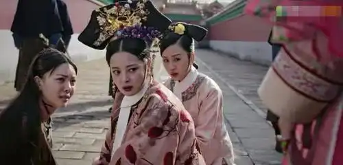 如懿传金玉妍的心上人上线,嫔位被降,世子扭头就走

