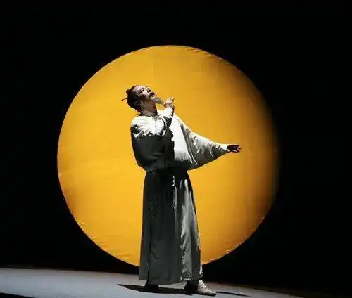 濮存昕做客石门县壶瓶山大家讲堂现场朗诵名篇将进酒
