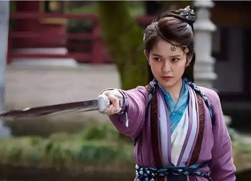 金庸奇怪的一本书,男女主角都是反派,最终的赢家还是主角的敌人
