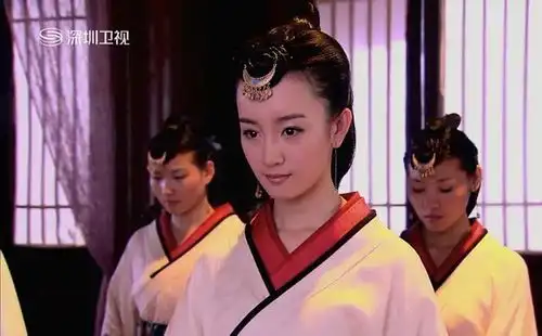 张檬首次谈及整容,想要不靠美貌重头再来,现已取出假体
