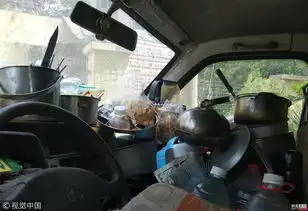 老人买报废汽车蜗居宁可流浪也不连累儿女