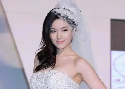 华姐冠军苟芸慧被传婚变疑丈夫不想生育,女方曾和郭富城传绯闻