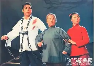 唤起你回忆的电影剧照海报现代京剧红灯记