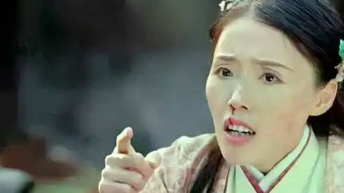 夜天子小天想见莹莹父母,莹莹还没来得及说话,就被她哥哥带走了
