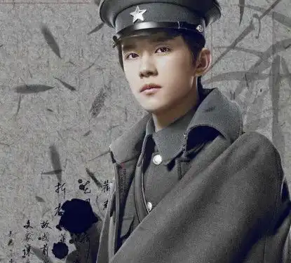 易烊千玺新剧剧照曝光,与黄子韬成为双男主,女主角是唐人新捧小花