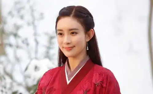 张翰大方官宣女友,比郑爽更可爱,比娜扎更漂亮,她是谁