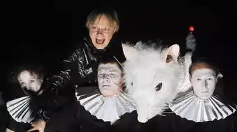 去年乌镇戏剧节上大受欢迎的海鸥,即将再次来到中国
