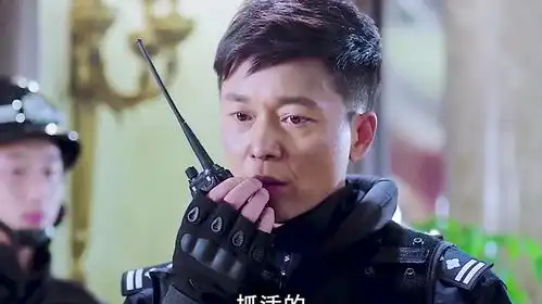 卧底6年的jc荣耀回归,家属却惨遭报复身亡他也慢慢被黑暗吞噬
