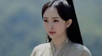 刘诗诗杨紫佟丽娅赵丽颖杨幂蒋勤勤王丽坤,古装扮相谁最温婉美腻
