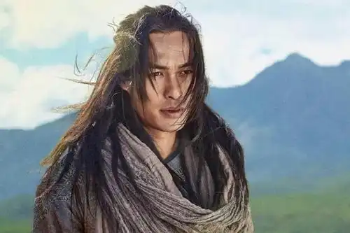 杨过能一声吼吓退猛虎,为何萧峰打虎却很费劲答案在阿紫身上
