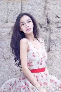 娱乐圈演技最烂的十位女明星,当花瓶不算啥,她靠抠图也能挣钱
