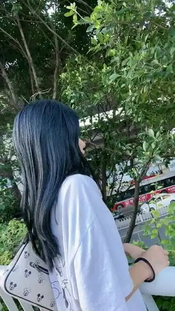 我的这个回眸一笑,绝对可以让你怦然心动
