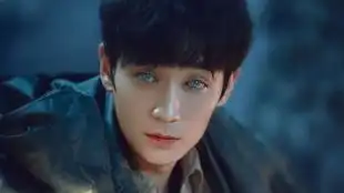 你是不可替代独一无二对美好的注解
