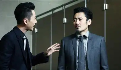 离婚律师曝新剧照吴秀波转型欢脱