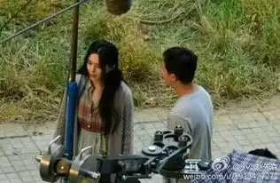 范冰冰韩庚户外拍摄万物生长拖鞋毛衣显颓废图