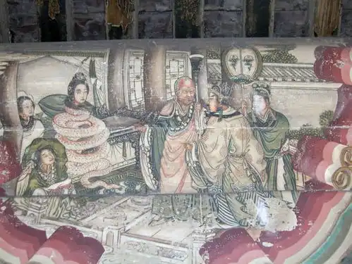 如果在路上遇到蛇神,是俯身跪拜,还是转身离开研蛇者说