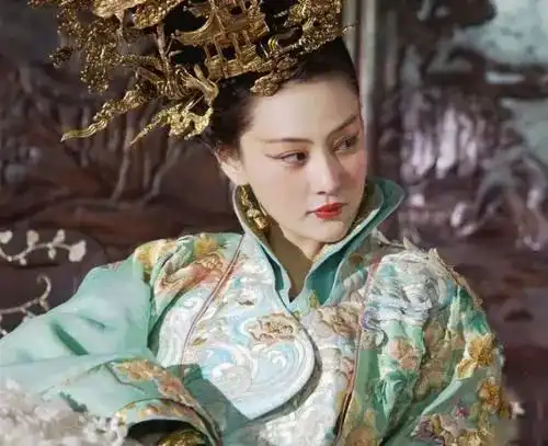 万岁阁老送给皇帝一小箱子,皇帝打开后勃然大怒