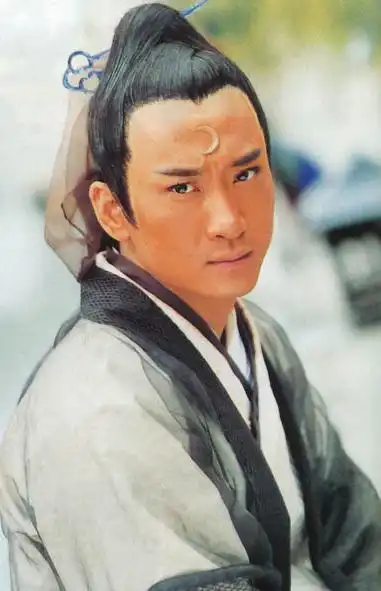 如何看待演员周杰及其现状