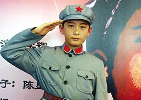 闪闪的红星中扮演潘冬子的演员,47年过去了,如今现状如何
