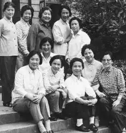 吴小楼忆往事,在重重困难中开始越剧的改革