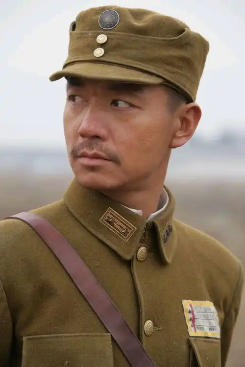 邢佳栋我的团长我的团饰虞啸卿
