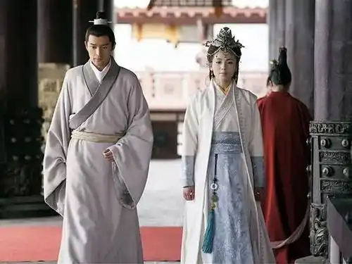 神仙老板助力马天宇带红杨紫携手胡歌演贤妻人设,但太强势