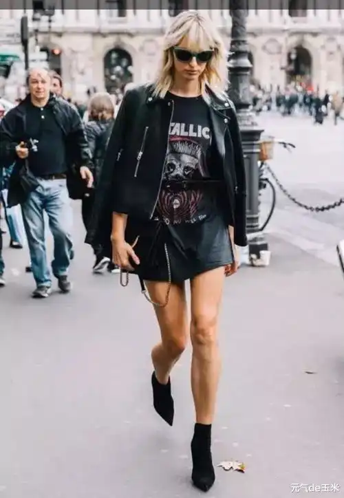 炸街皮衣又流行回来了趁着早秋时节,不会穿的现在学还不晚
