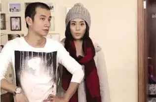 亲家过年剧照曝光文章帽衫配卖萌相青春十足