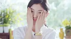 金裕贞蜜桃妆凸显高颜值cp朴宝剑出演云画的月光
