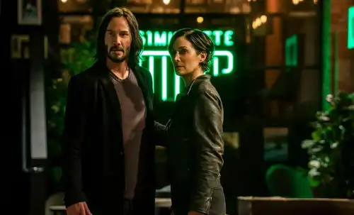 潮流巨石强森拒绝范迪塞尔公开邀请侃爷打算拆除重建新购的建筑