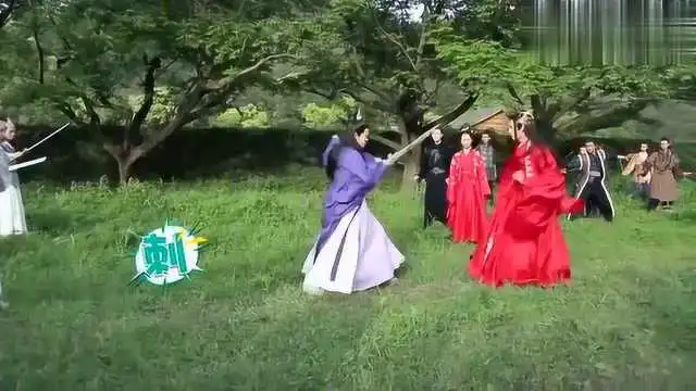 天乩之白蛇传说花絮许宣居然没有汗毛真的是太搞笑了
