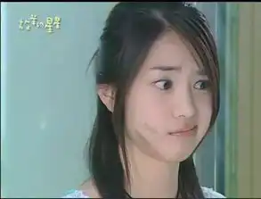 还记得放羊的星星中的刘荷娜么如今她撞脸金晨让人认不出
