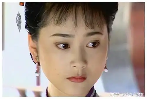 娱乐圈最清纯的女星,与小丈夫结婚15年零绯闻,如今找到新赛道
