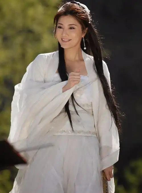 关于香港演员杨丽菁的剧照
