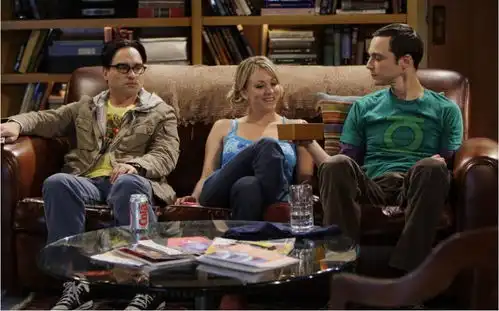 生活大爆炸大结局要跟大家见面了
