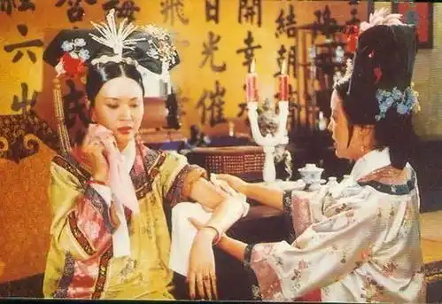 清朝不仅有慈禧太后,还有慈安太后,但始终没有换来平安和喜乐