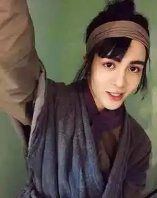 新倚天屠龙记曝光两个主角定妆照,大家怎么看
