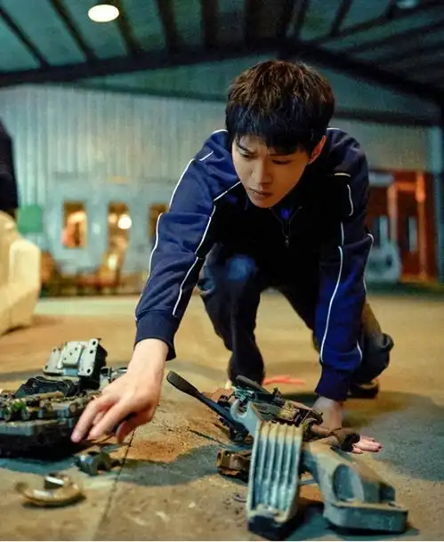 为什么那么努力,最终还是输了三刷飞驰人生2,终于看懂了
