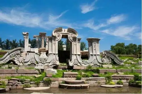 火烧圆明园的罪魁祸首,在三年之后得到报应,被雷劈中直接烧死